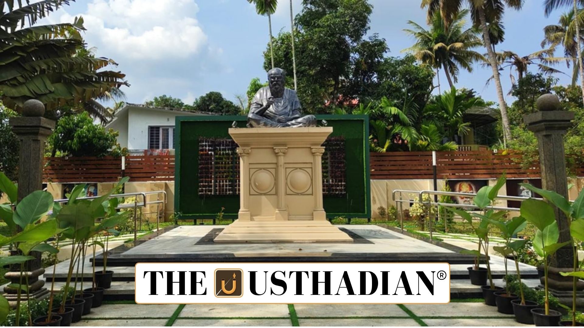 Periyar Memorial at Arookutty